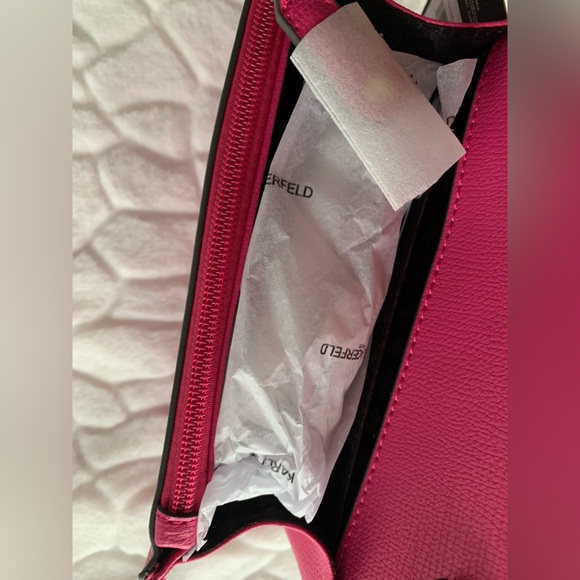 ✨NWT Karl Laggerfeld Crossbody - Picture 7 of 13